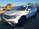 VOLKSWAGEN TIGUAN 2.0T SE 3VV3B7AX0NM138994 fotografie