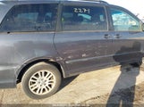 TOYOTA SIENNA LE 5TDBK23C48S****** снимка