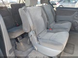 TOYOTA SIENNA LE 5TDBK23C48S****** fotografie