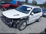 VOLKSWAGEN TIGUAN SE WVGBV7AXXGW580052 photo