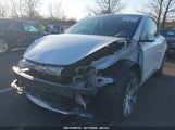 TESLA MODEL Y AWD/LONG RANGE DUAL MOTOR ALL-WHEEL DRIVE 7SAYGDEE4PF600271 fotografie