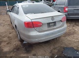 VOLKSWAGEN JETTA 2.0L TDI 3VW3L7AJ5EM390700 photo