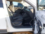 VOLKSWAGEN TIGUAN 2.0T SE/2.0T SEL 3VV2B7AX0JM096218 снимка