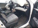 TOYOTA RAV4 LE 2T3ZFREV8EW100266 снимка