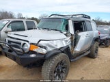 TOYOTA FJ CRUISER JTEBU11F670033225 photo