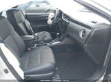 TOYOTA COROLLA SE 2T1BURHE9JC002645 снимка