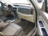 JEEP LIBERTY LIMITED EDITION 1J8GP58K98W****** снимка