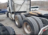 VOLVO VNL 4V4NC9EJ1MN273058 снимка