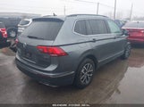 VOLKSWAGEN TIGUAN 2.0T SE/2.0T SE R-LINE BLACK/2.0T SEL 3VV2B7AX7LM158118 photo