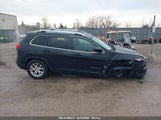 JEEP CHEROKEE LATITUDE PLUS 4X4 1C4PJMLX2JD522232 снимка