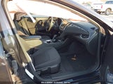 Chevrolet Malibu Fwd 1Lt 1G1ZD5ST9PF179820 fotografie