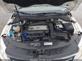 VOLKSWAGEN CC SPORT WVWNN7AN6AE****** снимка