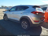 Hyundai Tucson Se KM8J2CA47JU828215 снимка