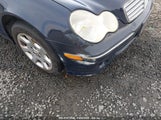 MERCEDES-BENZ C 240 LUXURY WDBRF61J25A698417 снимка