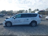 CHRYSLER VOYAGER LX 2C4RC1CG9NR153938 снимка