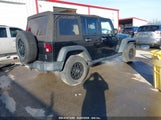 JEEP WRANGLER UNLIMITED WILLY WHEELER 4X4 1C4BJWDG4HL629173 photo