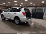 TOYOTA RAV4 JTMBD33V686078877 снимка