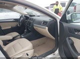 VOLKSWAGEN JETTA 2.5L SE 3VWDX7AJ9DM448640 photo