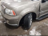 LINCOLN NAVIGATOR 5LMFU28R24LJ32137 снимка