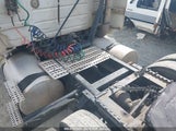 VOLVO VN VNL 4V4NC9EH9BN531529 снимка