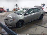 TOYOTA COROLLA LE 2T1BURHE3FC256780 снимка