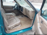 CHEVROLET BLAZER 1GNDT13W6S2****** снимка