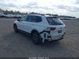 VOLKSWAGEN TIGUAN 2.0T SE/2.0T SEL/2.0T SEL R-LINE/2.0T SEL R-LINE BLACK 3VV2B7AX4KM010071 photo