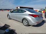 HYUNDAI ELANTRA SE 5NPDH4AE4GH739154 снимка