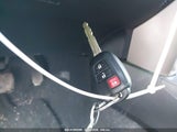 TOYOTA RAV4 XLE 2T3RFREV9DW038469 снимка
