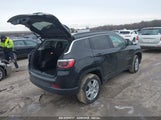JEEP COMPASS LATITUDE 4X4 3C4NJDBB9NT216660 снимка