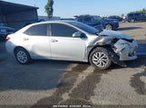 TOYOTA COROLLA LE 5YFBURHE8JP742378 снимка