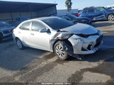TOYOTA COROLLA LE 5YFBURHE8JP742378 снимка