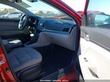 HYUNDAI ELANTRA SE KMHD74LF1HU382852 снимка