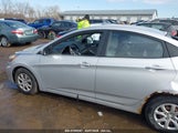 HYUNDAI ACCENT GLS/GS KMHCT4AE6DU450557 снимка