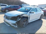 VOLKSWAGEN PASSAT 2.0T SE R-LINE 1VWMA7A32KC012553 снимка