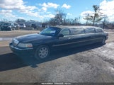 LINCOLN TOWN CAR EXECUTIVE 1L1FM88W37Y****** снимка