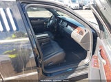 LINCOLN TOWN CAR EXECUTIVE 1L1FM88W37Y****** снимка