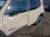 JEEP RENEGADE TRAILHAWK ZACCJBCT2GPE18754 снимка