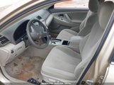 TOYOTA CAMRY LE 4T1BF3EKXAU050087 снимка