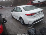 TOYOTA COROLLA LE JTDEPMAE0N3030172 снимка