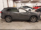 TOYOTA RAV4 XLE 2T3P1RFV9RC443714 снимка