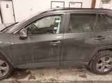 TOYOTA RAV4 XLE 2T3P1RFV9RC443714 снимка