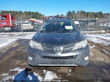TOYOTA RAV4 XLE JTMRFREV5DD032018 снимка