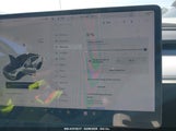 TESLA MODEL 3 STANDARD RANGE PLUS REAR-WHEEL DRIVE 5YJ3E1EA5MF082417 снимка