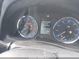 TOYOTA COROLLA LE 5YFBURHEXJP831675 снимка