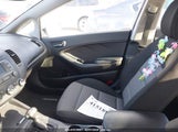 KIA FORTE EX KNAFX4A83E5114194 снимка