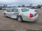 LINCOLN TOWN CAR ULTIMATE 1LNHM83W74Y****** снимка