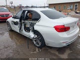 BMW 330I WBA8B9G53JNU57549 снимка