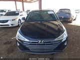 HYUNDAI ELANTRA SE 5NPD74LFXKH437546 снимка