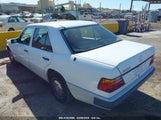 MERCEDES-BENZ 300 E WDBEA30D6NB****** снимка